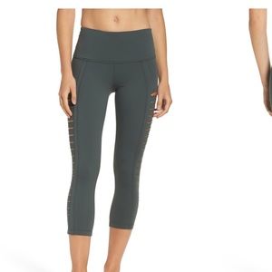 ZELLA Intrigue High Waist Crop Leggings